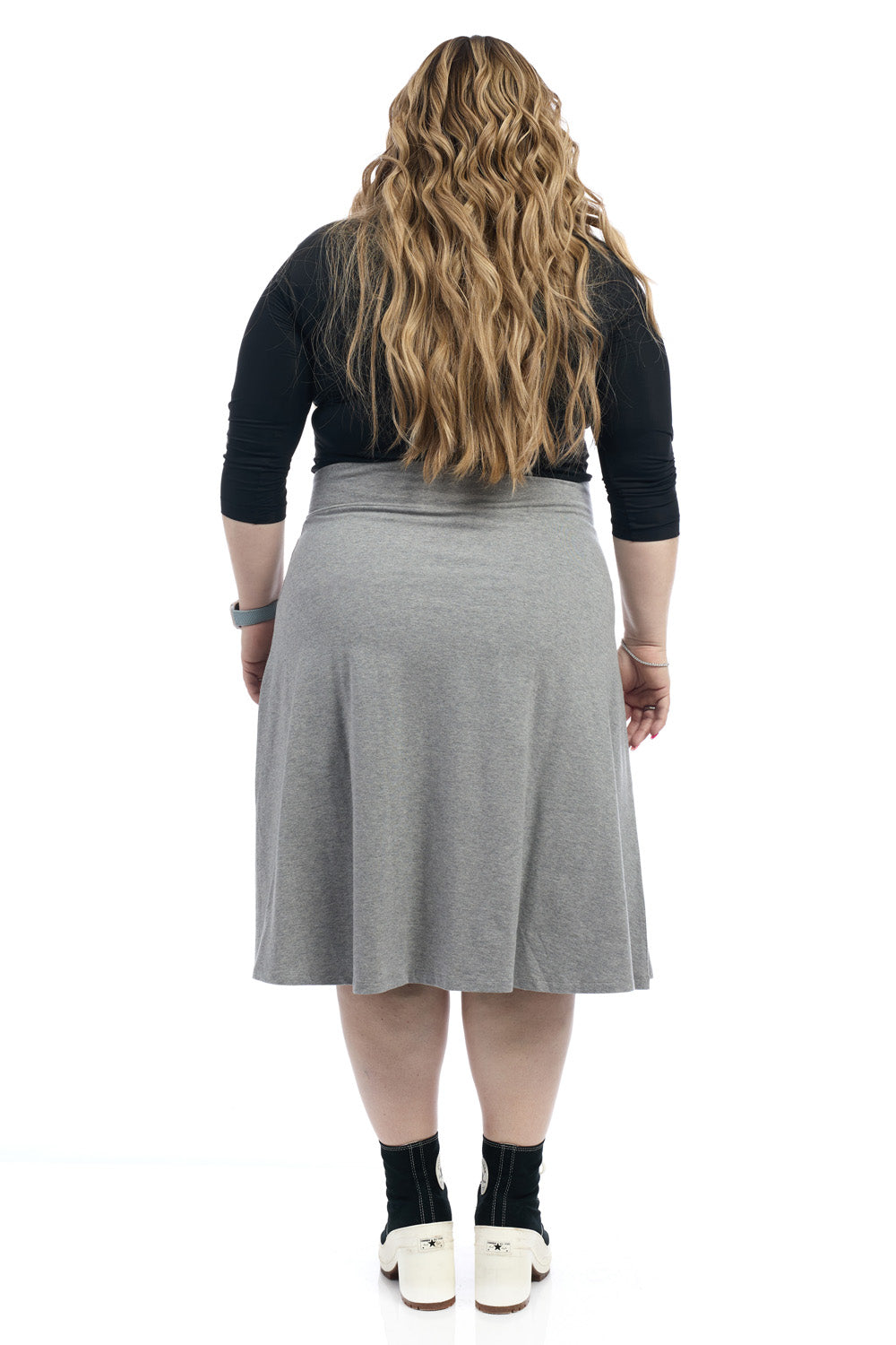the back of 27 inch plus size grey a-line below knee length cotton skater skirt