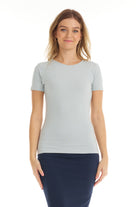 light grey short sleeve top to wear with jeans